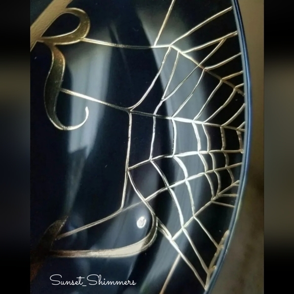 12 Spider Web "Trick or Treat" App/ Salad/ Dessert Plates Halloween NEW - Picture 4 of 8